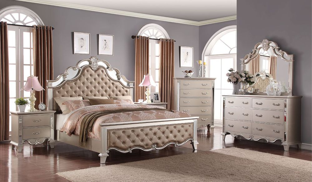 Set Tempat Tidur Mewah