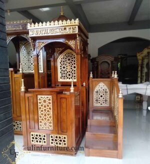Mimbar Masjid Atap Kubah Ukiran Jepara